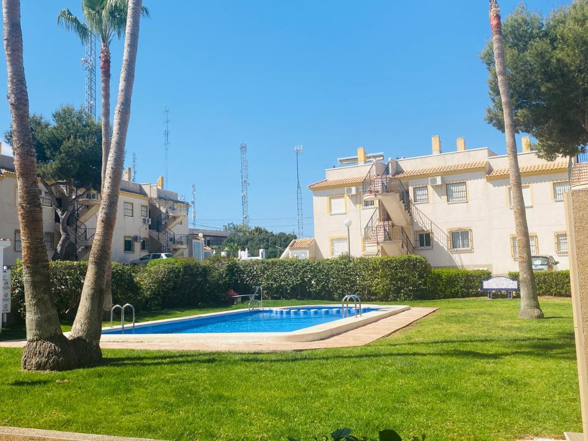Saint James Park 2 Dormitorios Orihuela Exterior photo